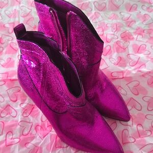 Gianni Bini Metallic Magenta heeled cowboy ankle boot